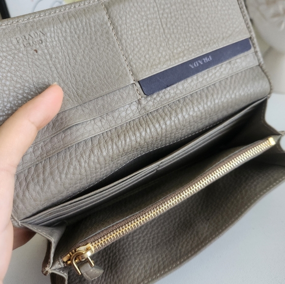 PRADA grey long leather wallet - Picture 4 of 10